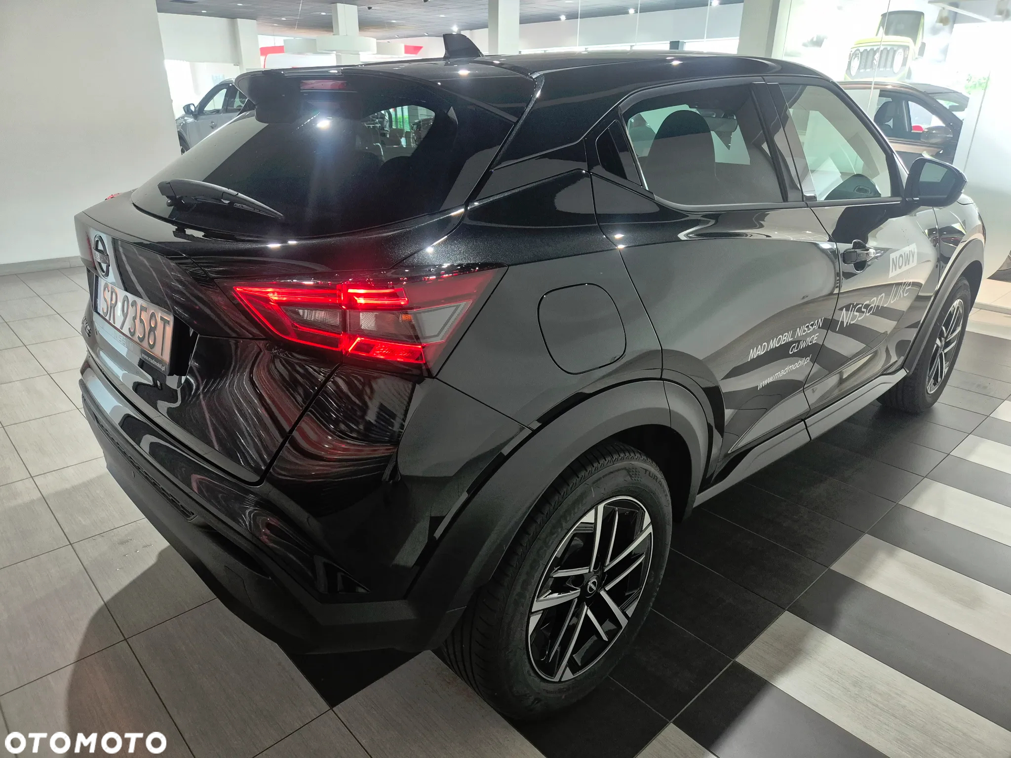 Nissan Juke 1.0 DIG-T N-Connecta - 7
