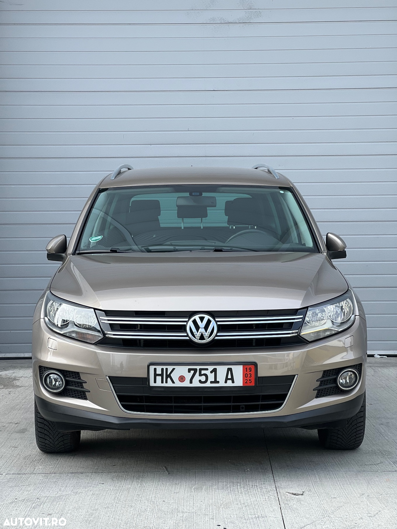 Volkswagen Tiguan 2.0 TDI 4Motion DSG Sport & Style - 9