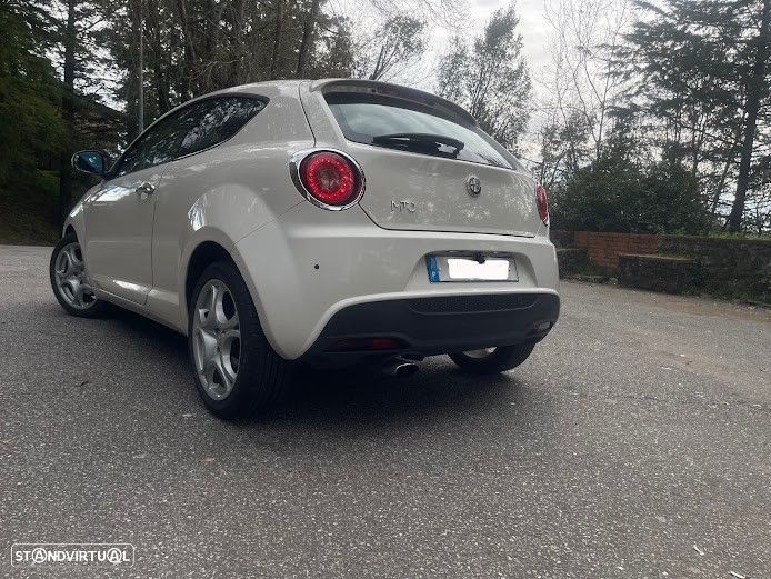 Alfa Romeo MiTo 1.3 JTD Distinctive - 9