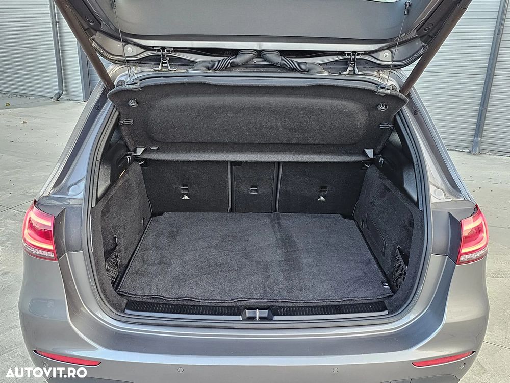 Mercedes-Benz B 180 d 8G-DCT Style - 34