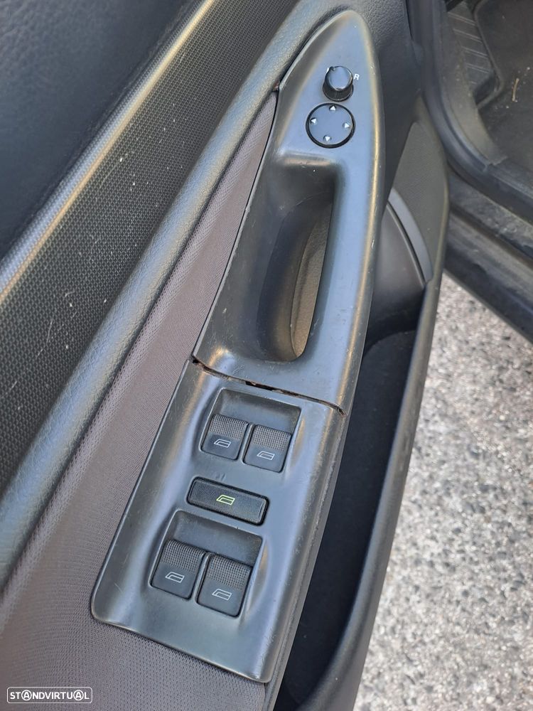 Audi A4 1.6 Plus - 9