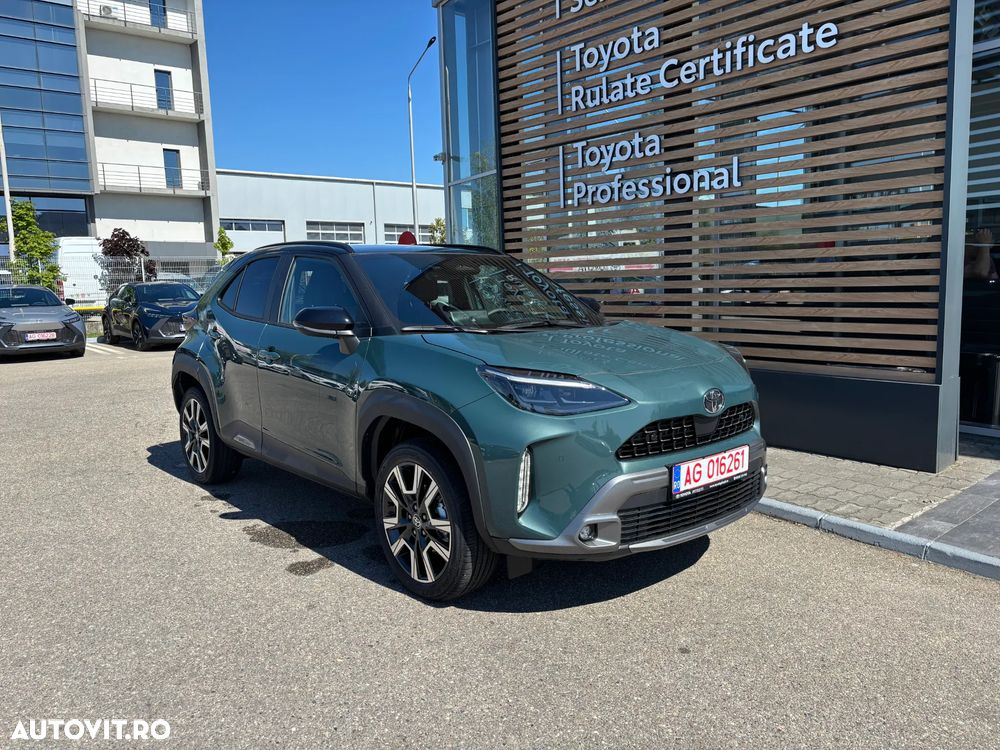 TOYOTA Yaris Cross 2026