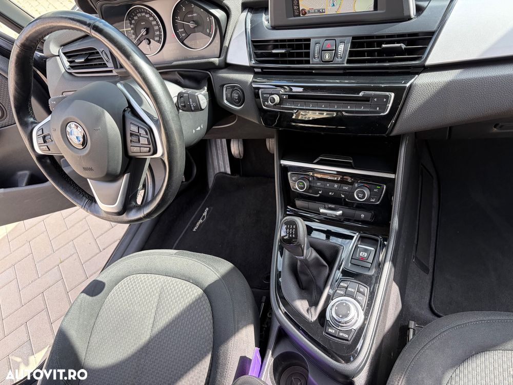 BMW Seria 2 218d Luxury Line - 16