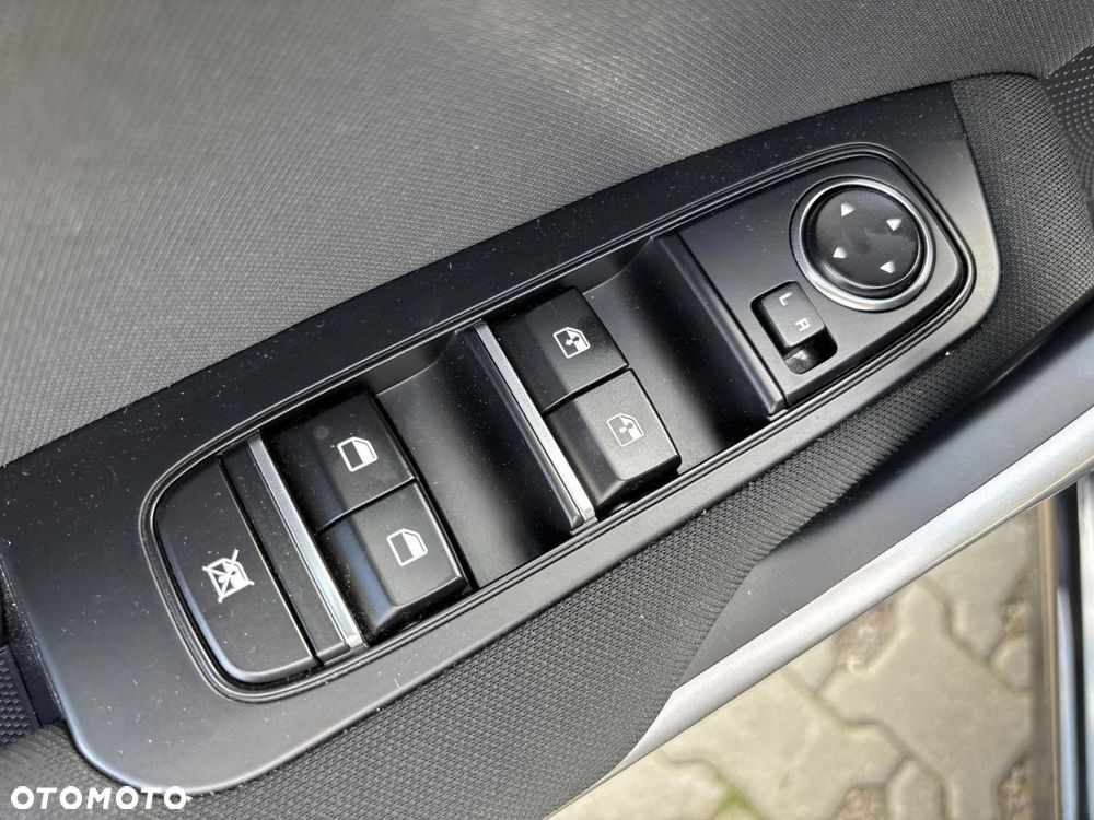 Kia Ceed 1.5 T-GDI M DCT - 21