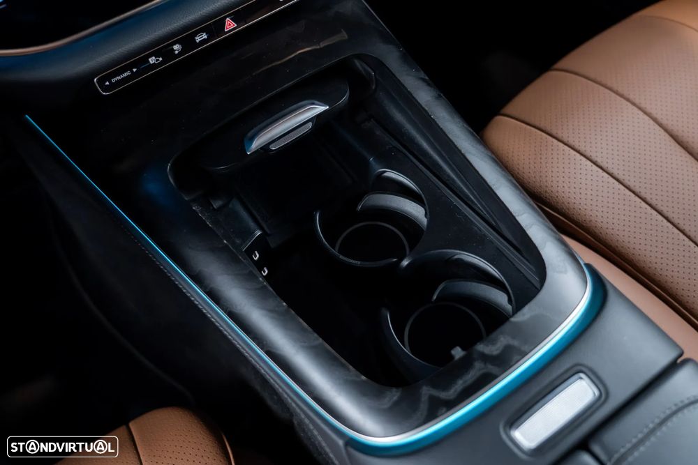 Mercedes-Benz E 300 de AMG Line - 23
