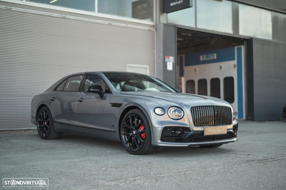 Bentley Flying Spur Hybrid S - 5