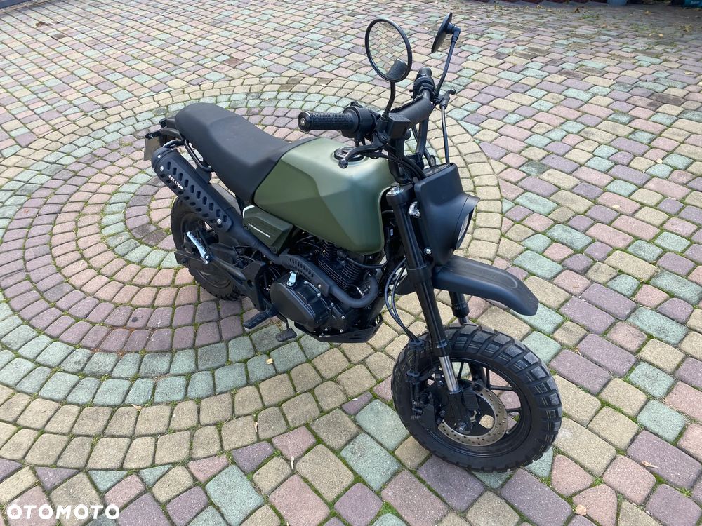 Brixton Crossfire - 3