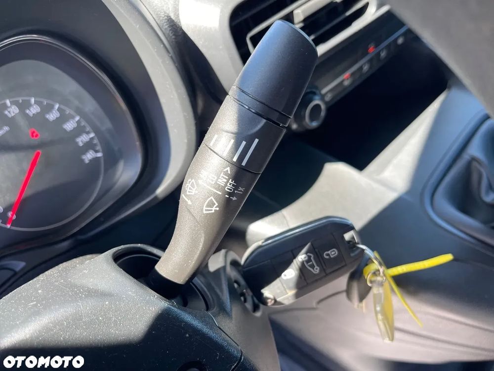 Opel Combo - 17