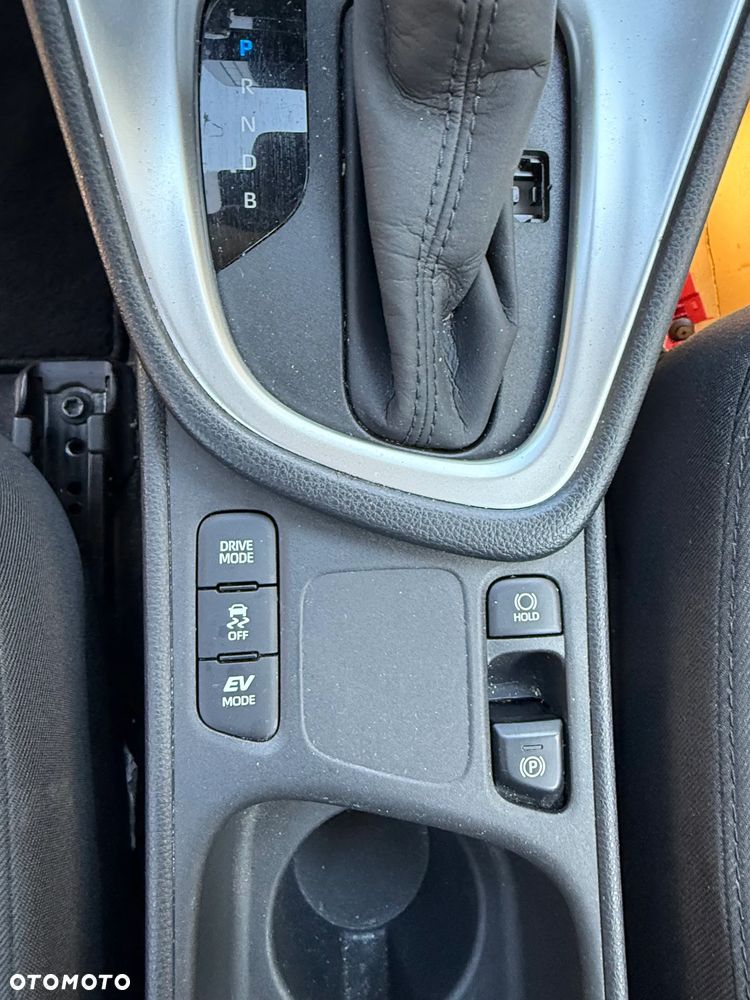 Toyota Yaris - 18