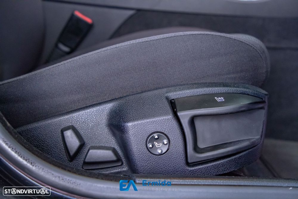 BMW 520 d Pack M Auto - 31