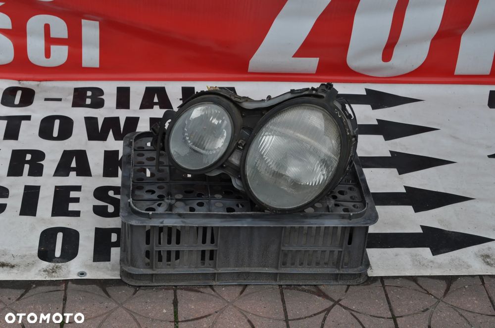 mercedes W 210 lampa lewa WYSYŁKA - 2