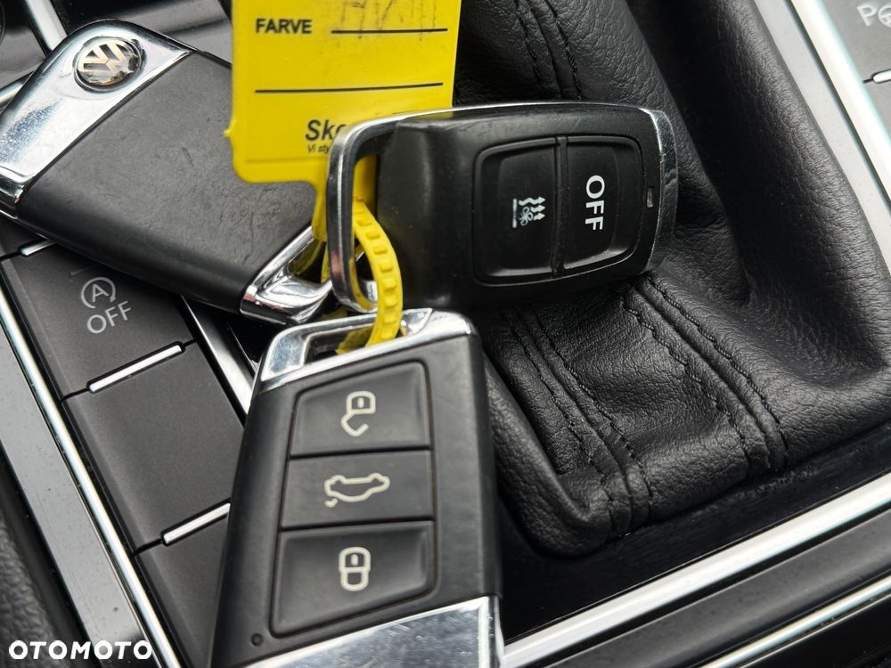 Volkswagen Passat 2.0 TDI BMT Highline DSG - 32