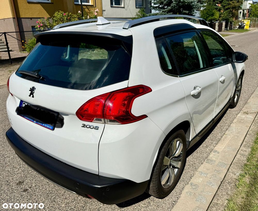 Peugeot 2008 1.6 e-HDi Allure S&S - 7