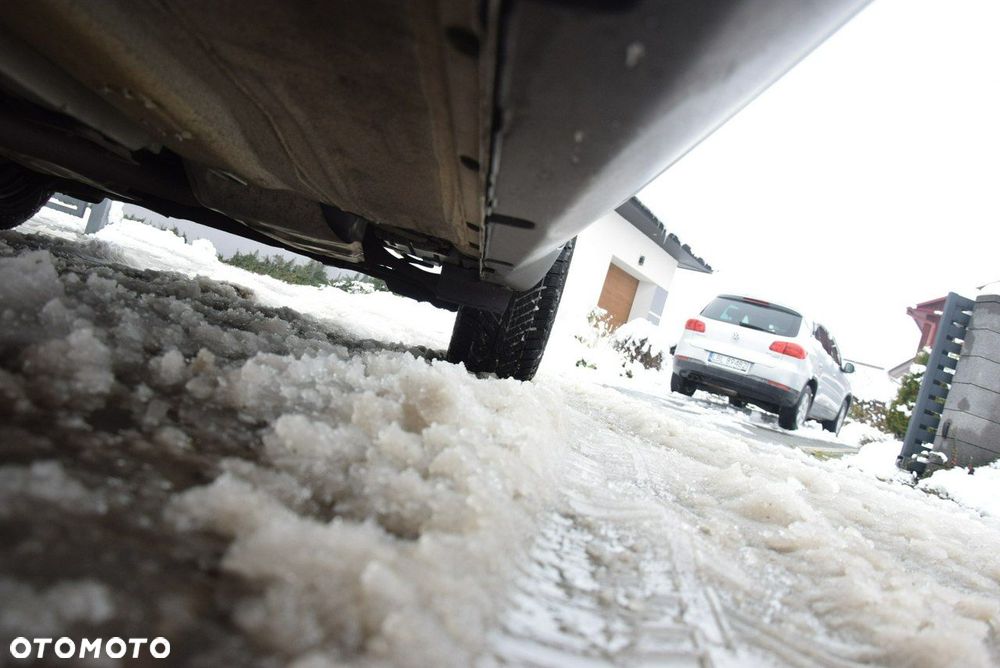 Ford Kuga 2.0 TDCi 4WD Titanium - 16