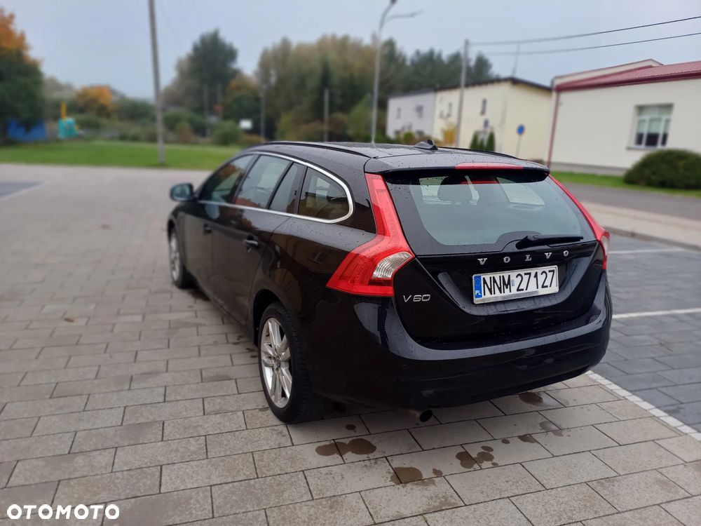 Volvo V60 DRIVe Summum - 4