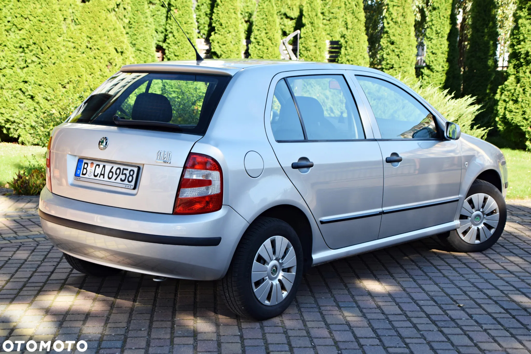 Skoda Fabia 1.4 16V Active - 4