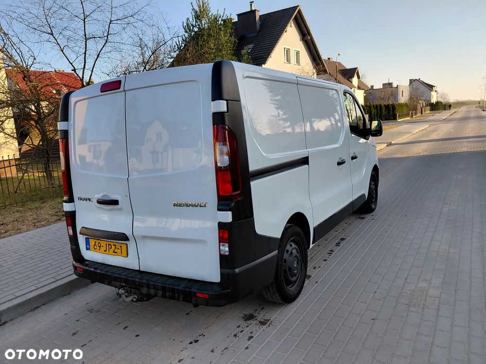 Renault Trafic - 6