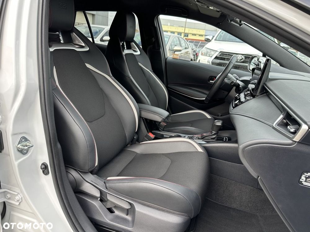 Toyota Corolla 1.8 Hybrid GR Sport Dynamic - 6