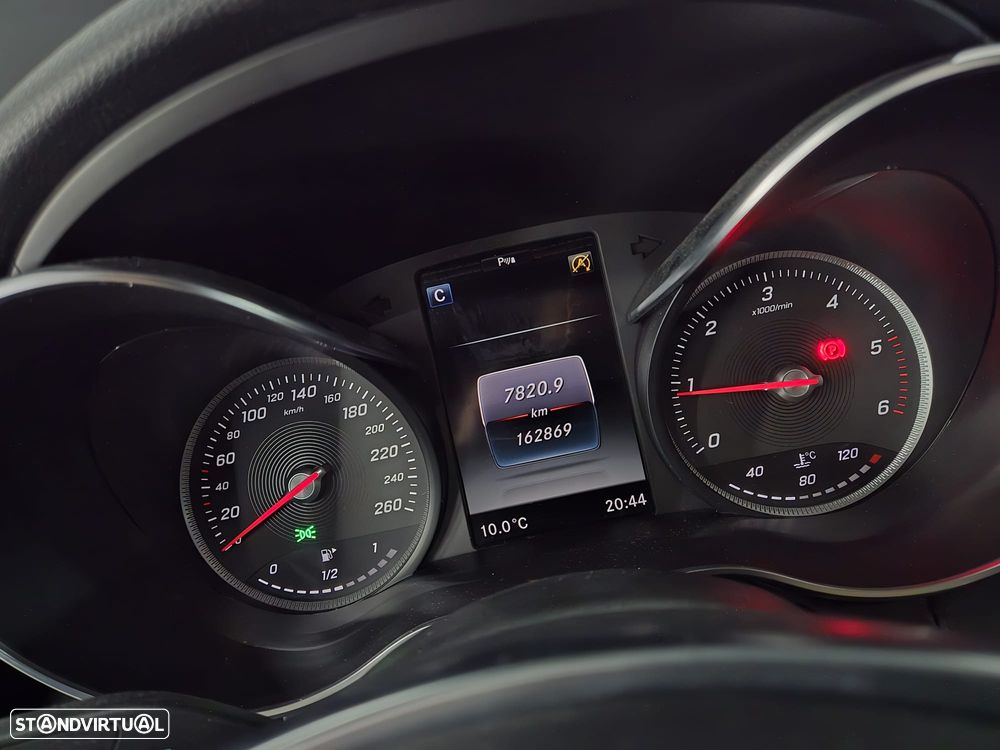 Mercedes-Benz C 200 d AMG Line - 13