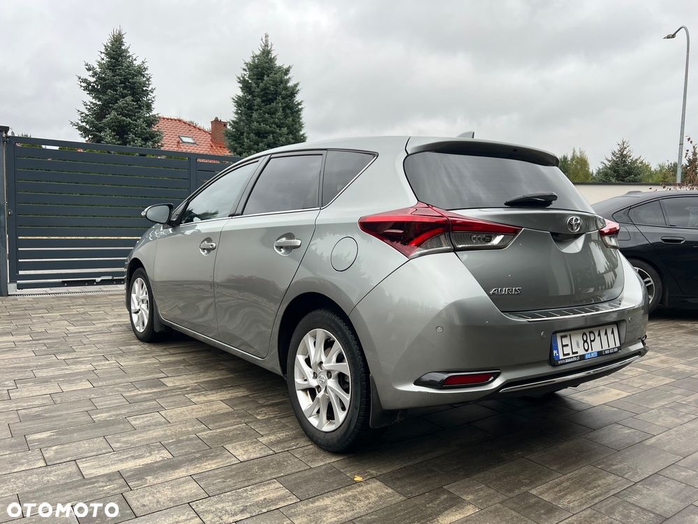 Toyota Auris 1.33 VVT-i Premium - 8