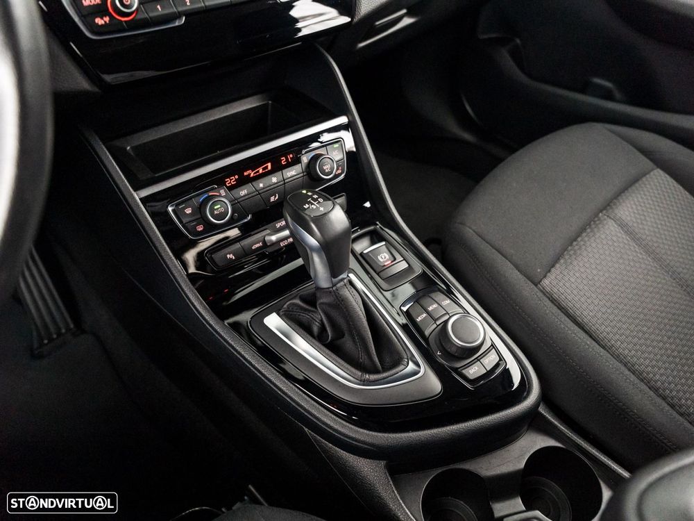 BMW 225xe Active Tourer Advantage - 21