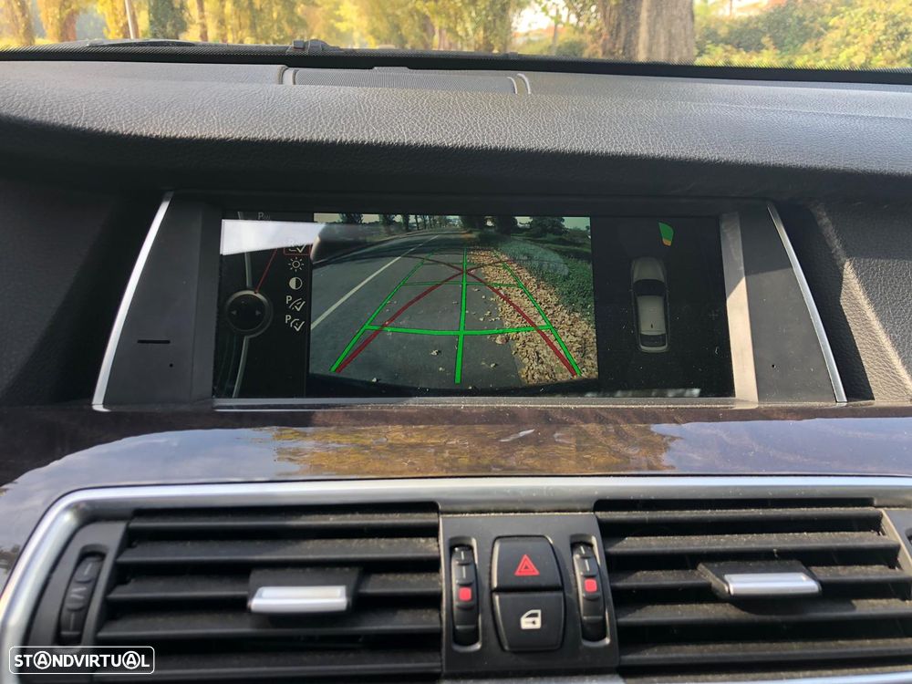 BMW 535 Gran Turismo d - 24