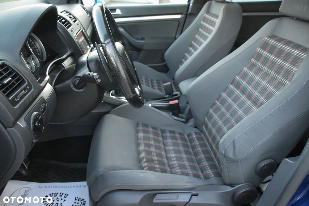 Volkswagen Golf 2.0 GTI DSG - 20