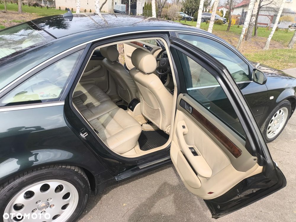 Audi A6 Limousine 2.4 Quattro Tiptr - 9