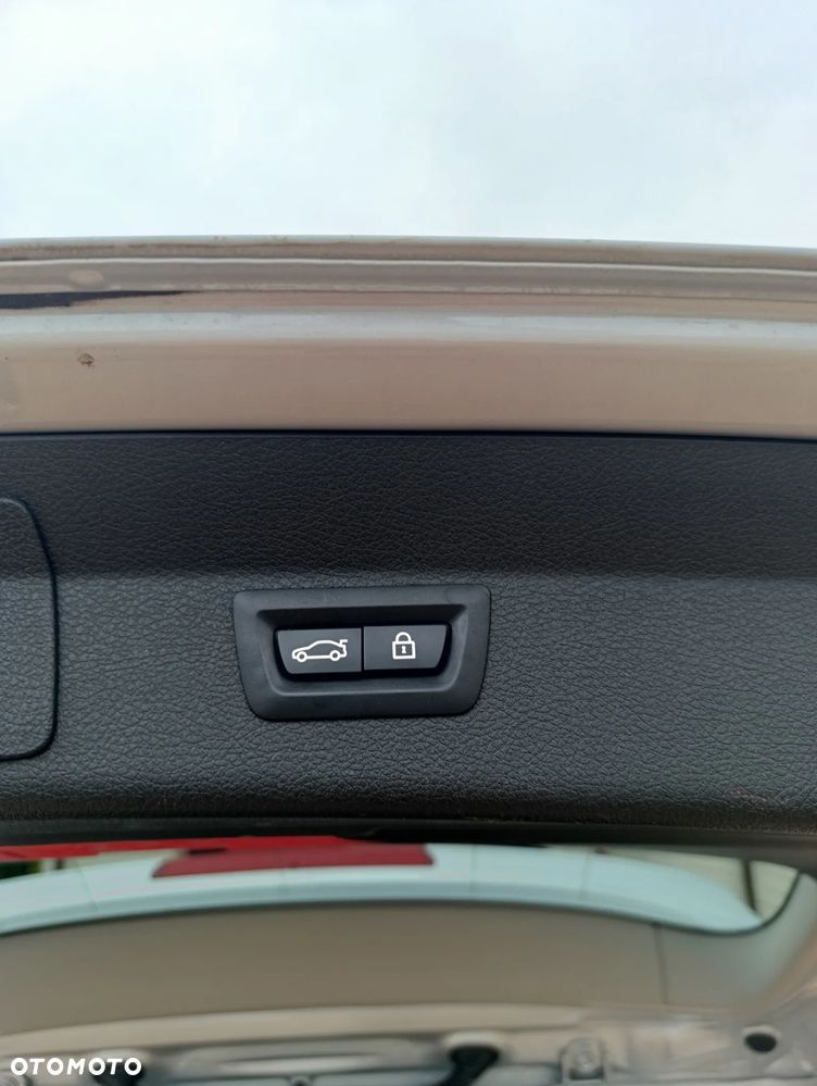 BMW Seria 2 218d Sport Line sport - 5