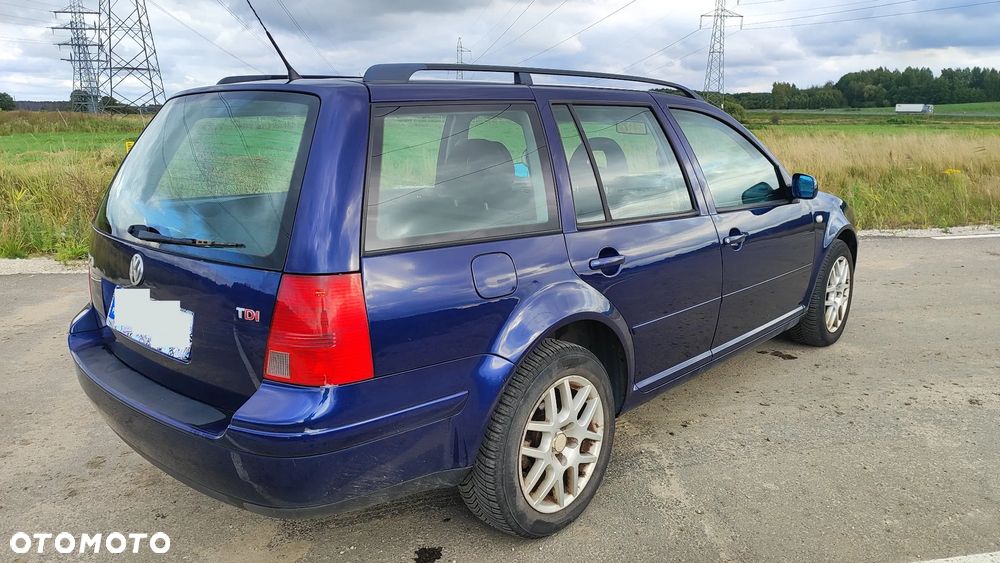 Volkswagen Bora Variant 1.9 TDI - 16