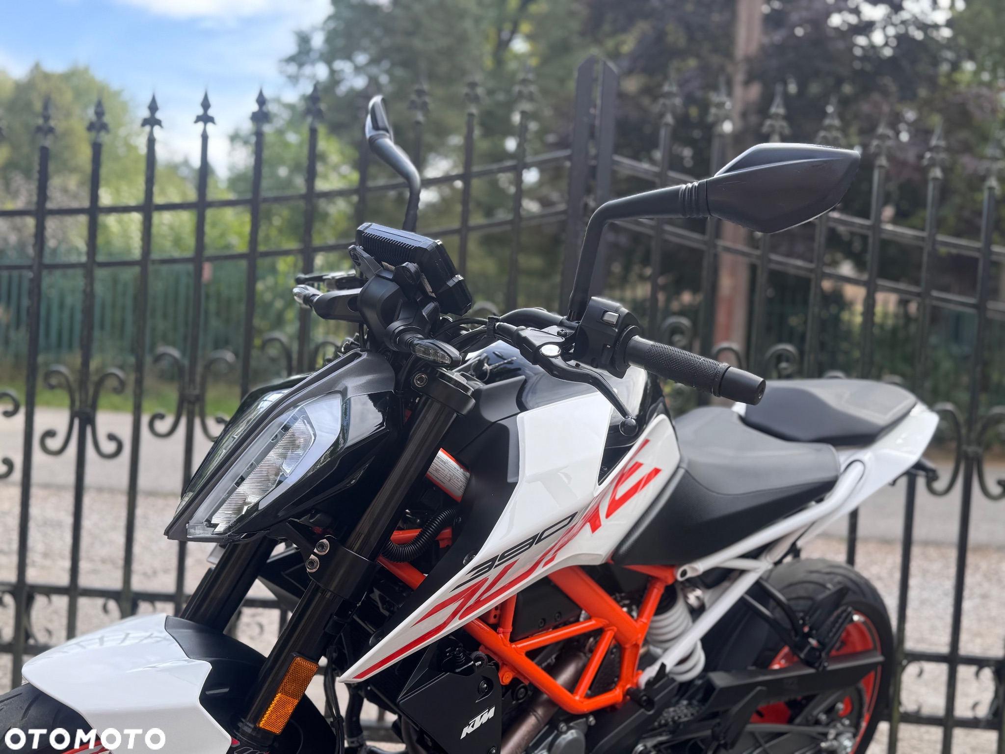KTM Duke - 18