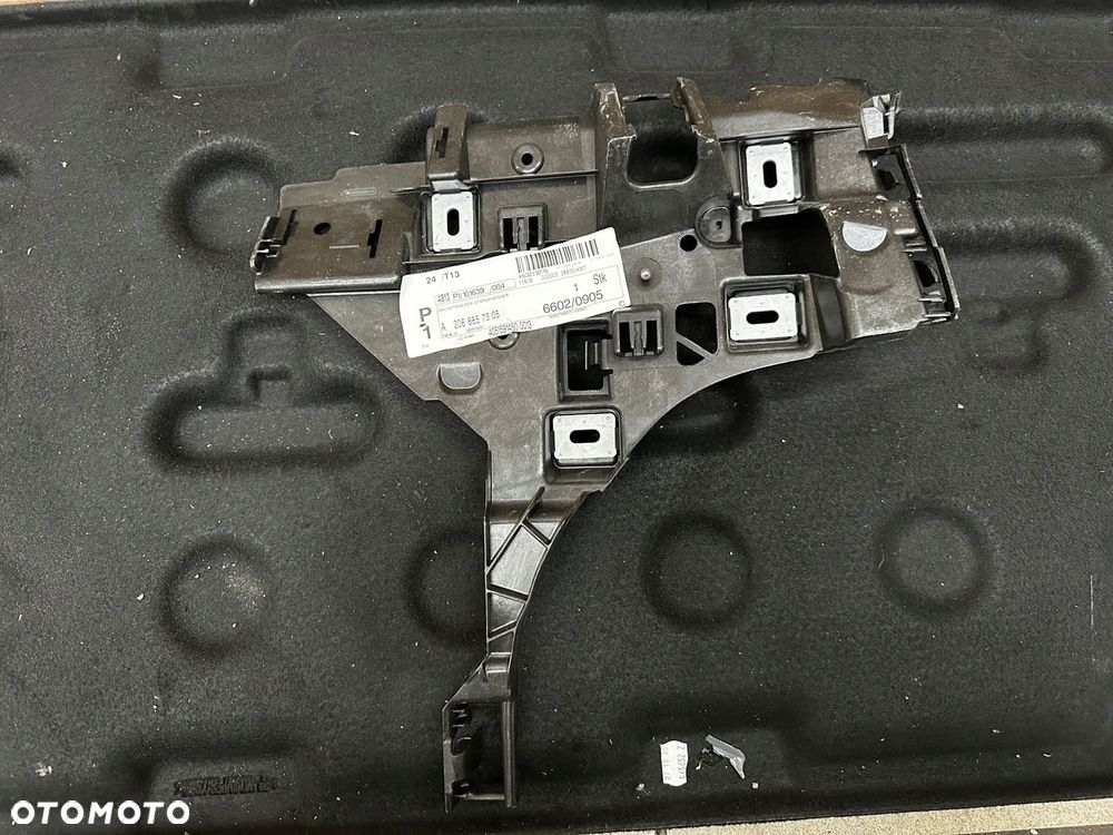 MERCEDES W206 AMG ŚLIZG ZDERZAKA LEWY TYŁ A2068859205 - 1