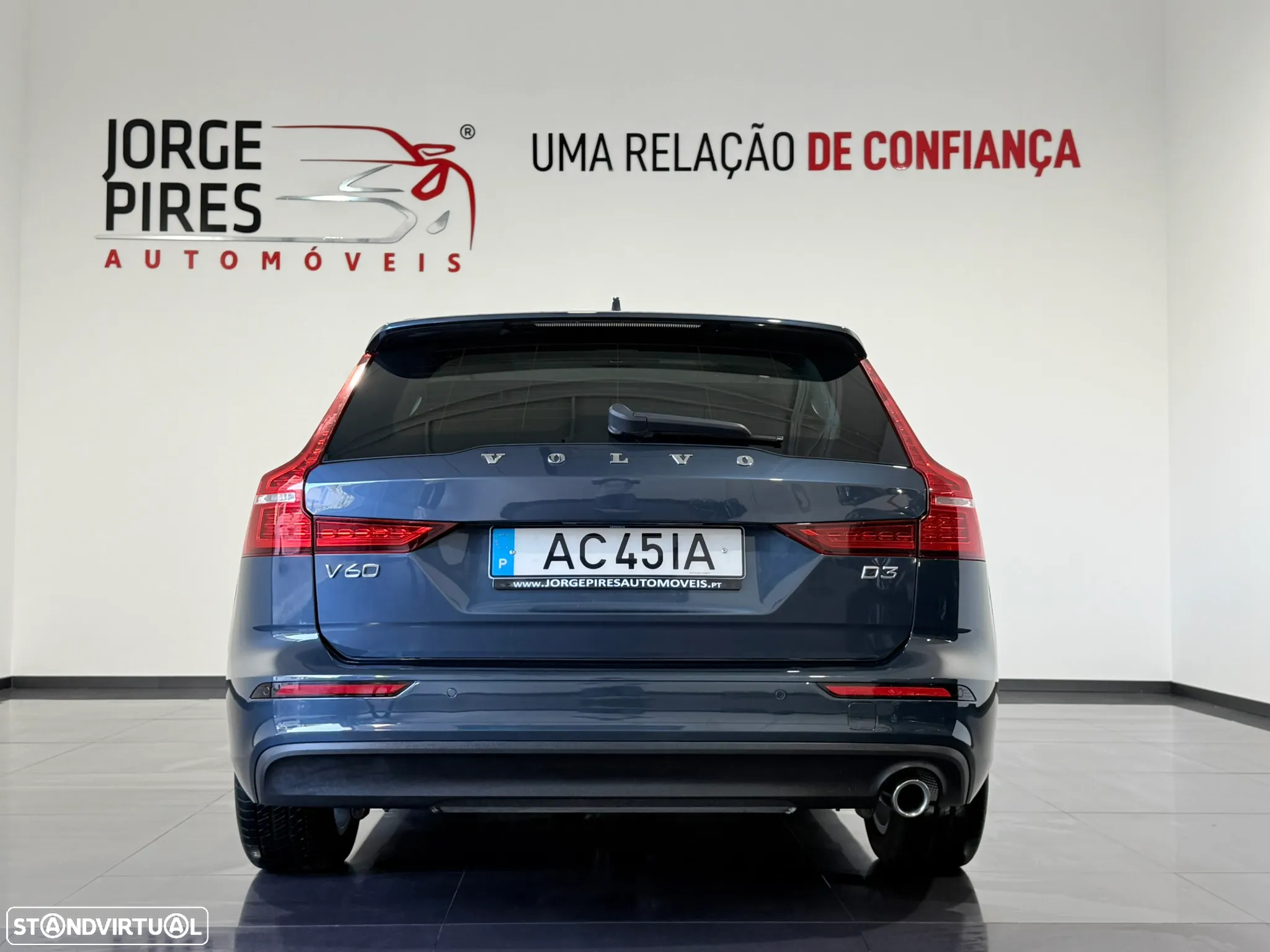 Volvo V60 2.0 D3 Momentum - 14