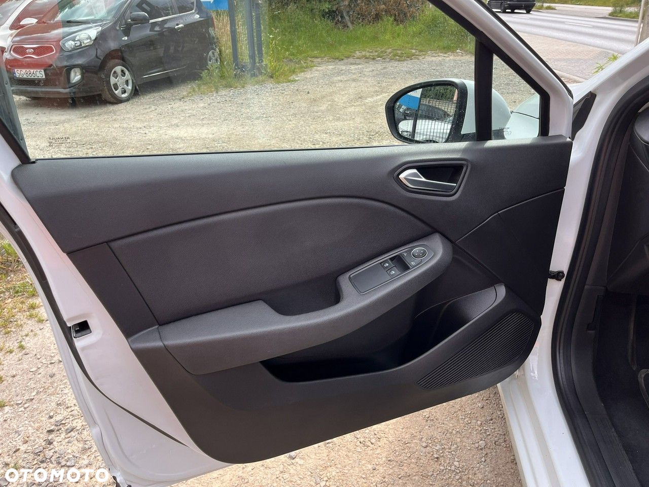 Renault Clio - 13