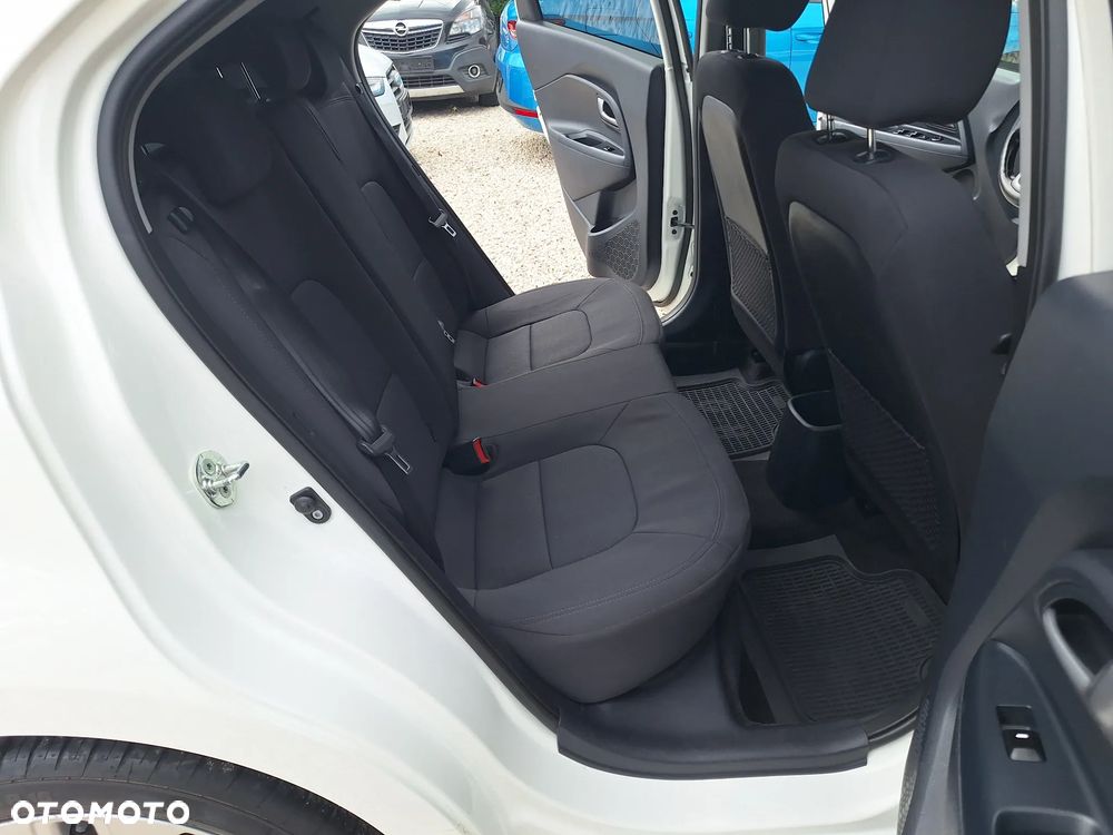 Kia Rio 1.4 Fifa World Cup Edition - 26