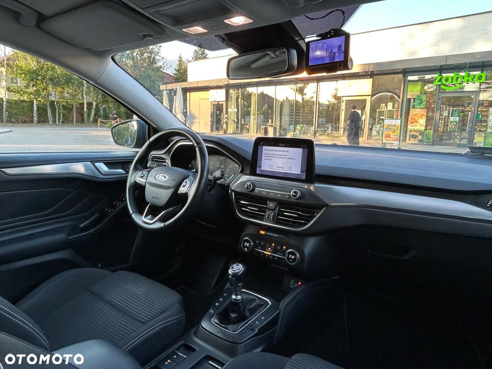 Ford Focus 1.5 EcoBoost Titanium - 6