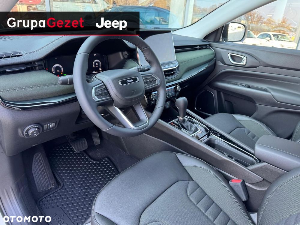 Jeep Compass - 8