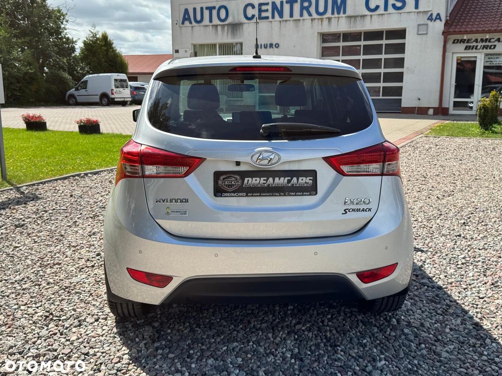 Hyundai ix20 - 10