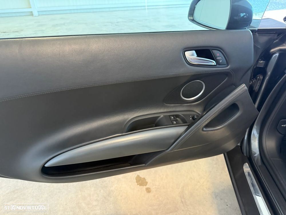 Audi R8 Coupé 4.2 FSI quattro R tronic - 32