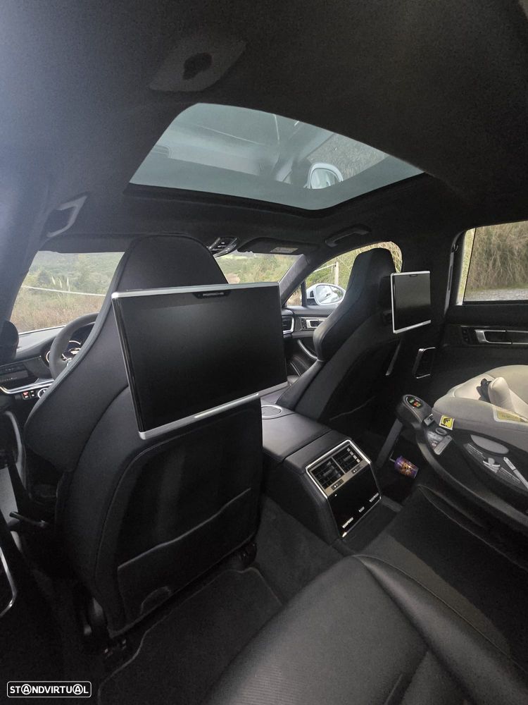 Porsche Panamera Sport Turismo Turbo S E-Hybrid - 7