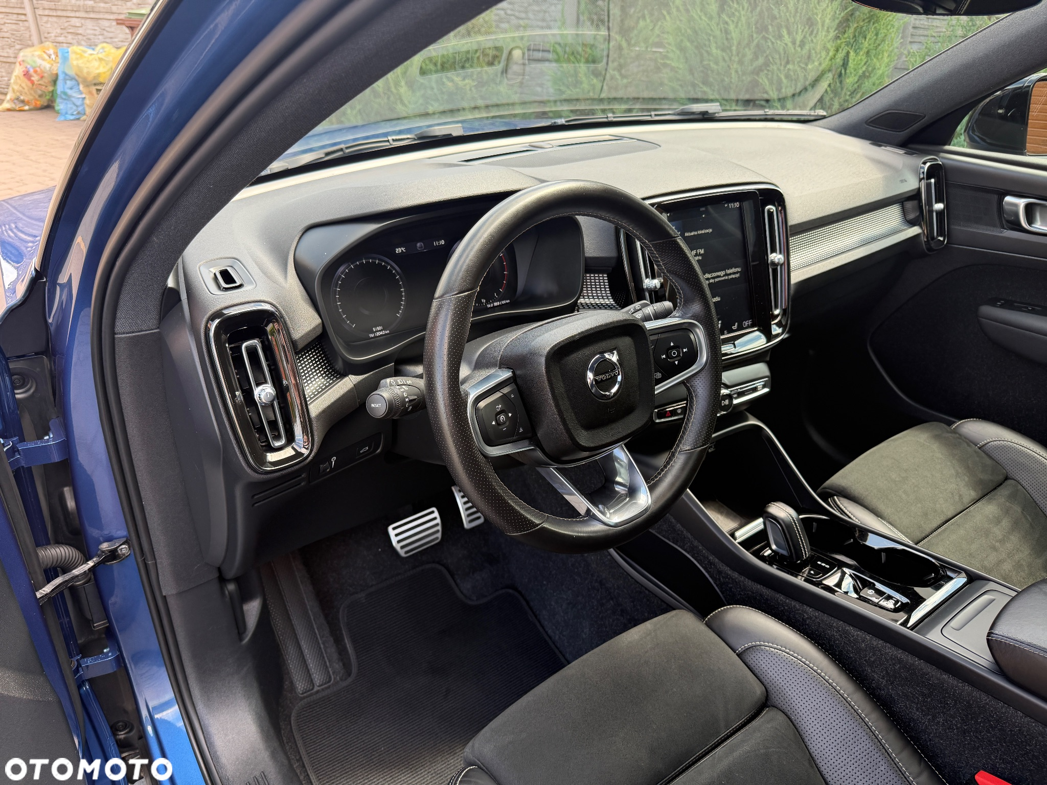 Volvo XC 40 T5 AWD R-Design - 35
