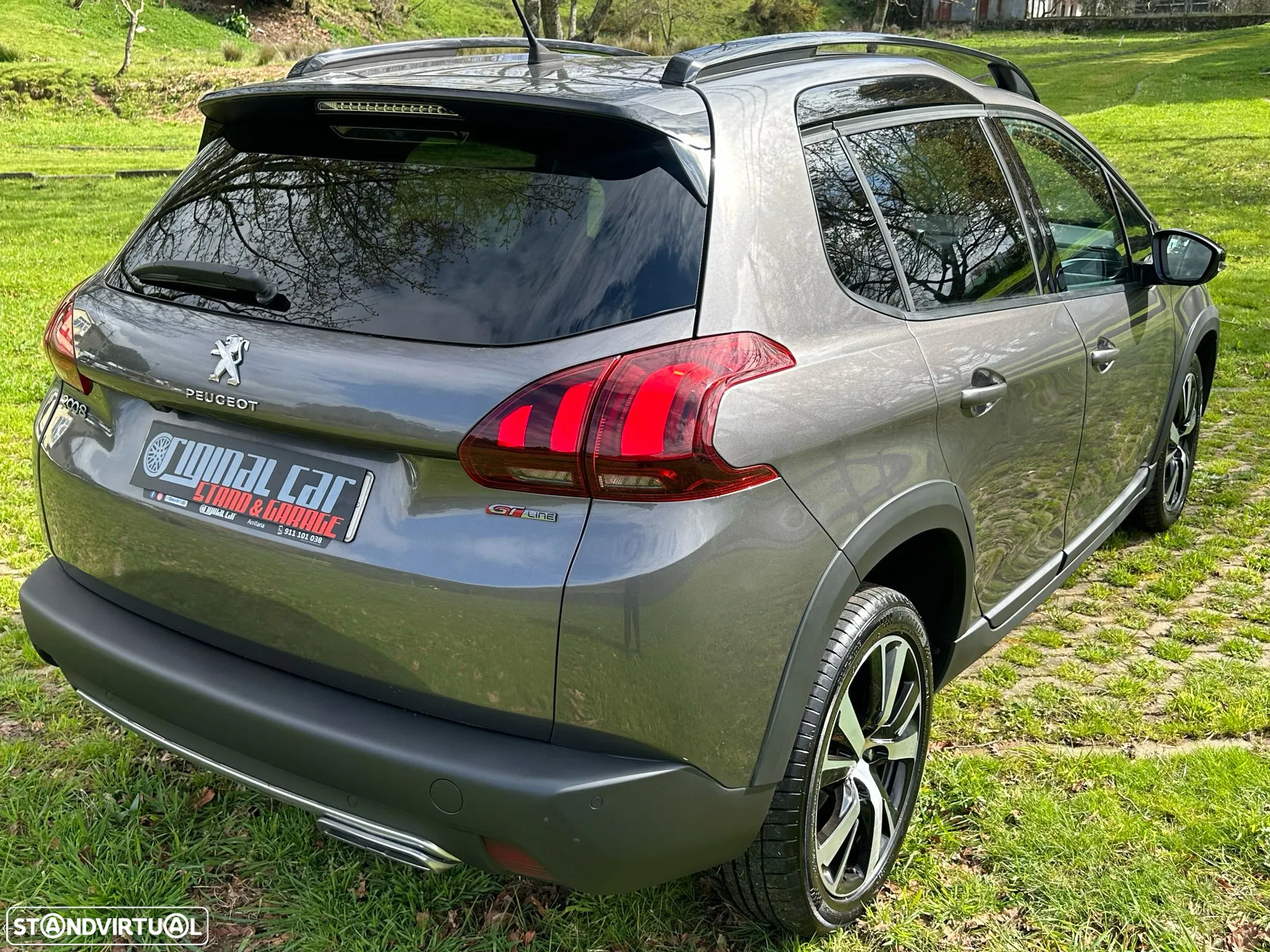 Peugeot 2008 1.6 BlueHDi GT Line - 27