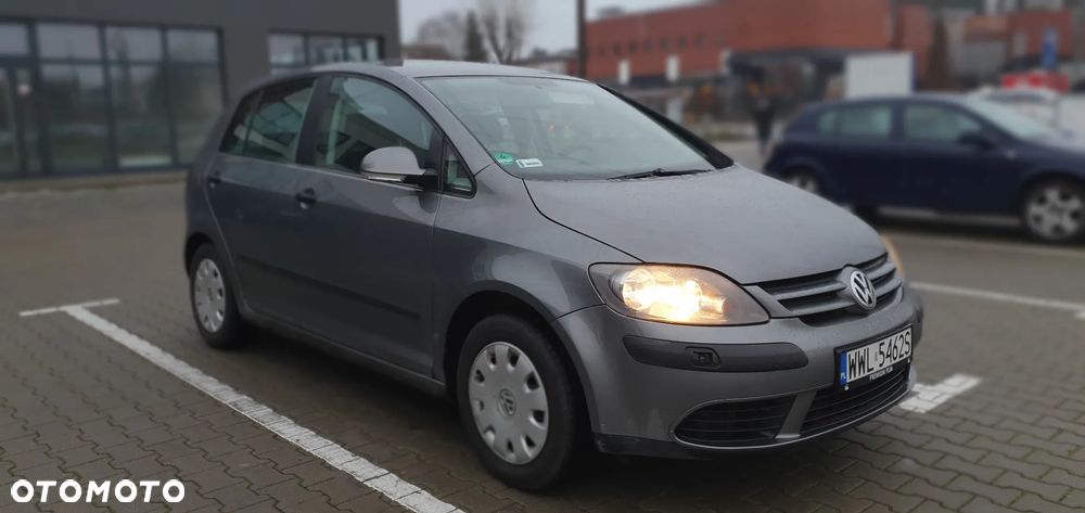 Volkswagen Golf Plus 1.6 Comfortline Tiptr - 2