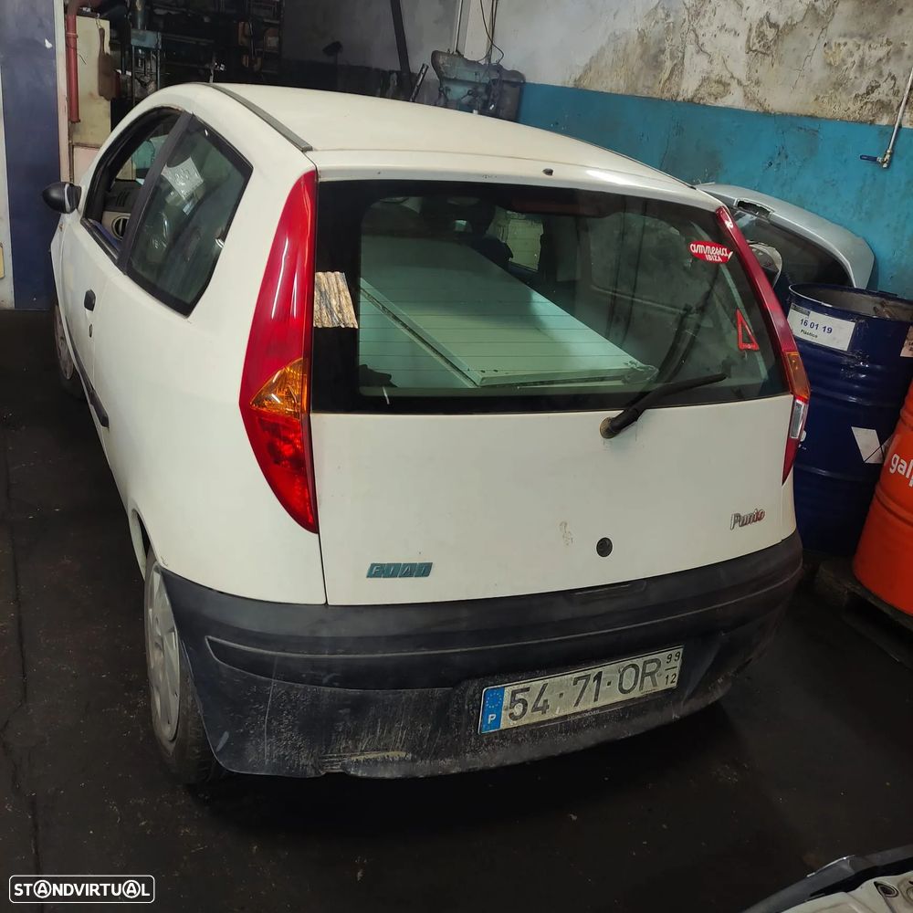 Fiat Punto - 3