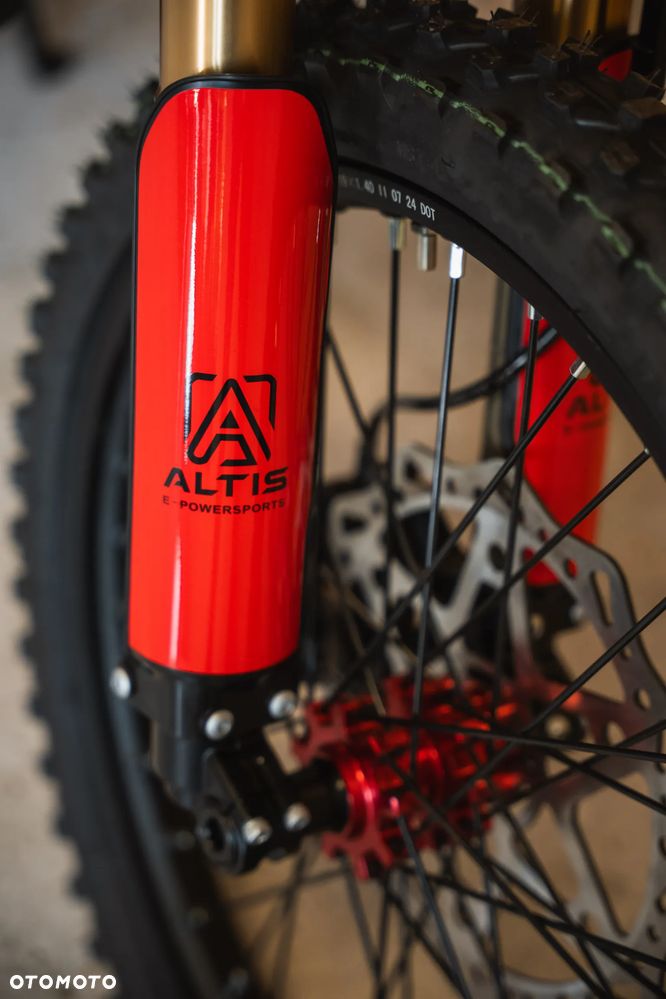 Altis Powersports Sigma - 12