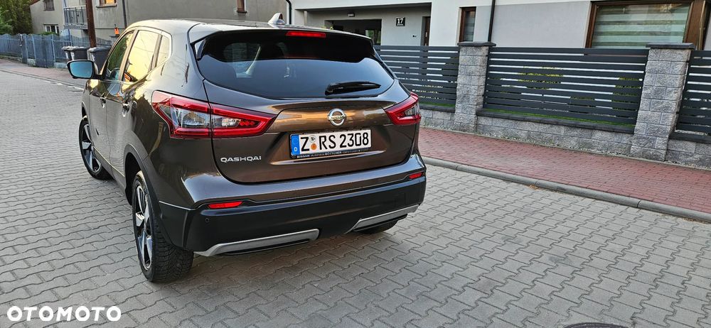 Nissan Qashqai 1.3 DIG-T DCT TEKNA+ - 11