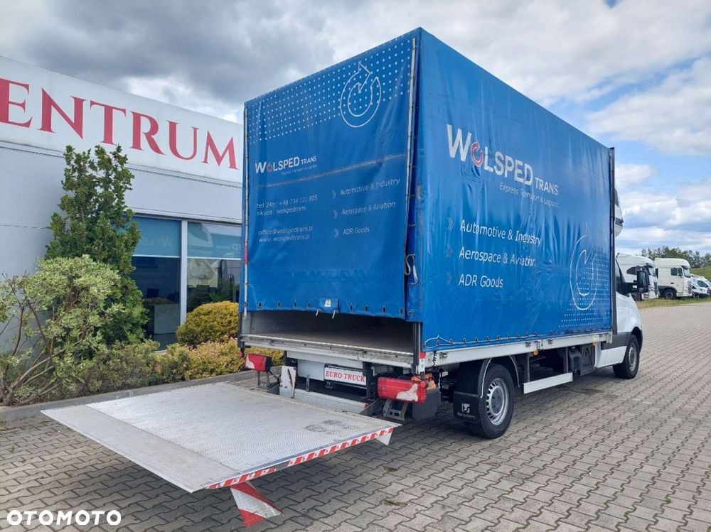 Mercedes-Benz Sprinter - 8