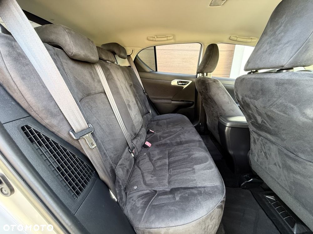 Lexus CT 200h Elegance - 23