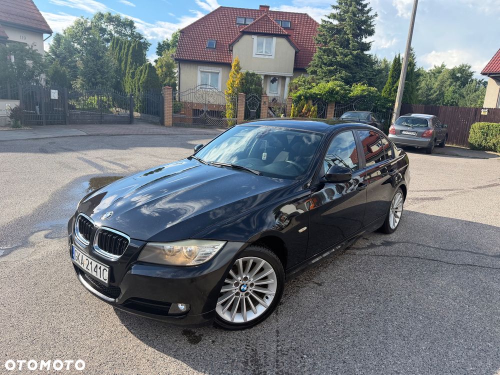BMW Seria 3 318i - 1