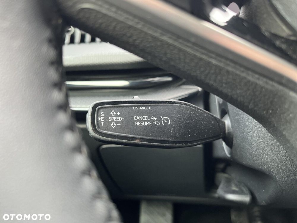 Skoda Superb 2.0 TDI SCR Essence DSG - 19